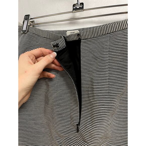 SERGE & REAL Textured Striped A-Line Skirt High Rise in Black White Women's S - Picture 4 of 7